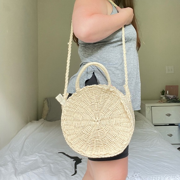 Beige Purse - Picture 4 of 4